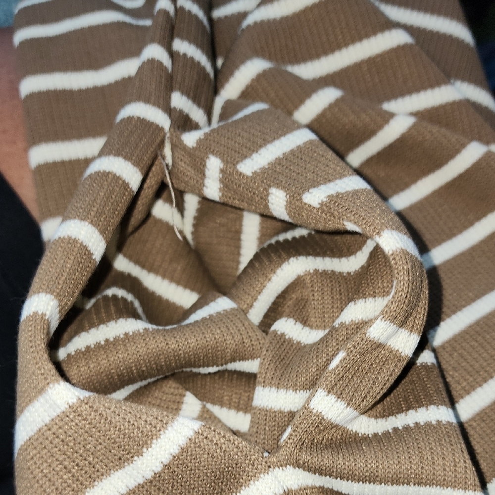 NWOT Entro Tan and White Striped Dress Sz M - Picture 7 of 7